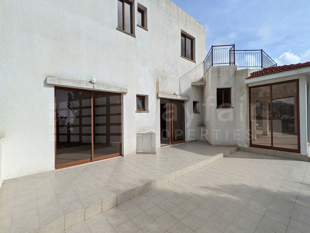 2-storey, Four Bedroom House, Peyia, Paphos