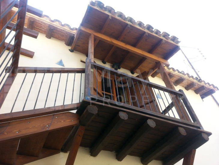 5 Bedroom Detached House