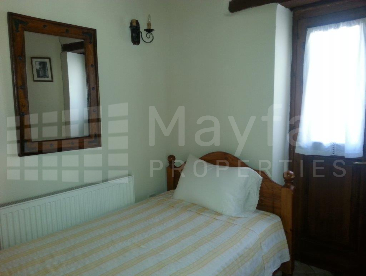 5 Bedroom Detached House