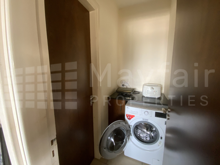 3 Bedroom Top floor Apartment 