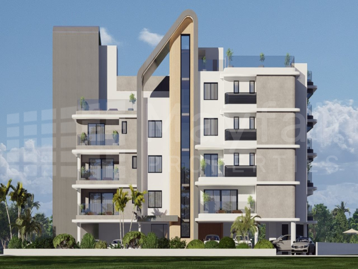 3 Bedroom Whole Floor Apartment with Sea View