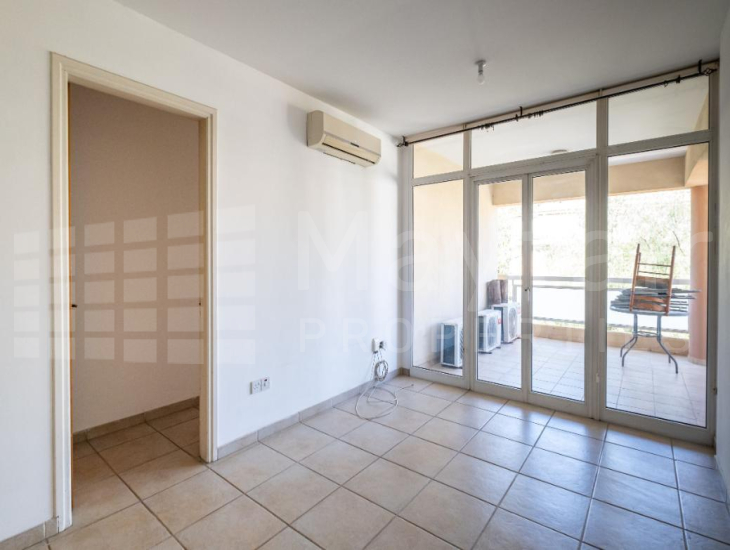 Two-bedroom apartment in Agioi Omologites, Nicosia