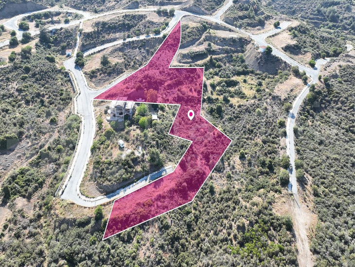 Field in Kato Pyrgos, Nicosia