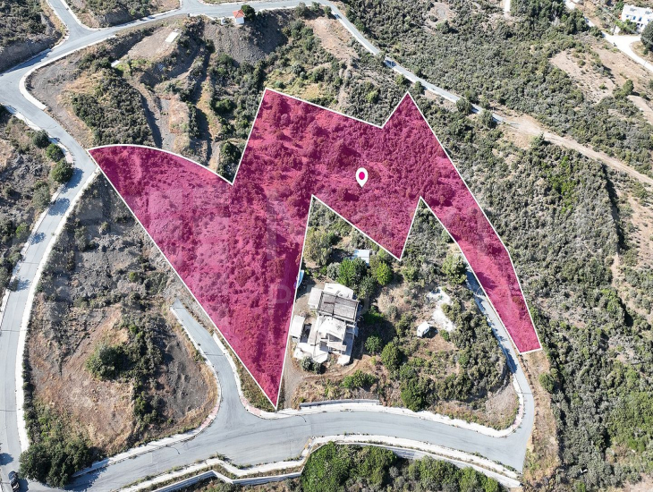 Field in Kato Pyrgos, Nicosia
