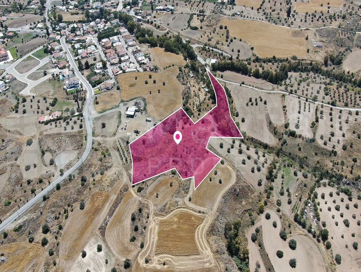 Share of a residential field in Analiontas, Nicosia