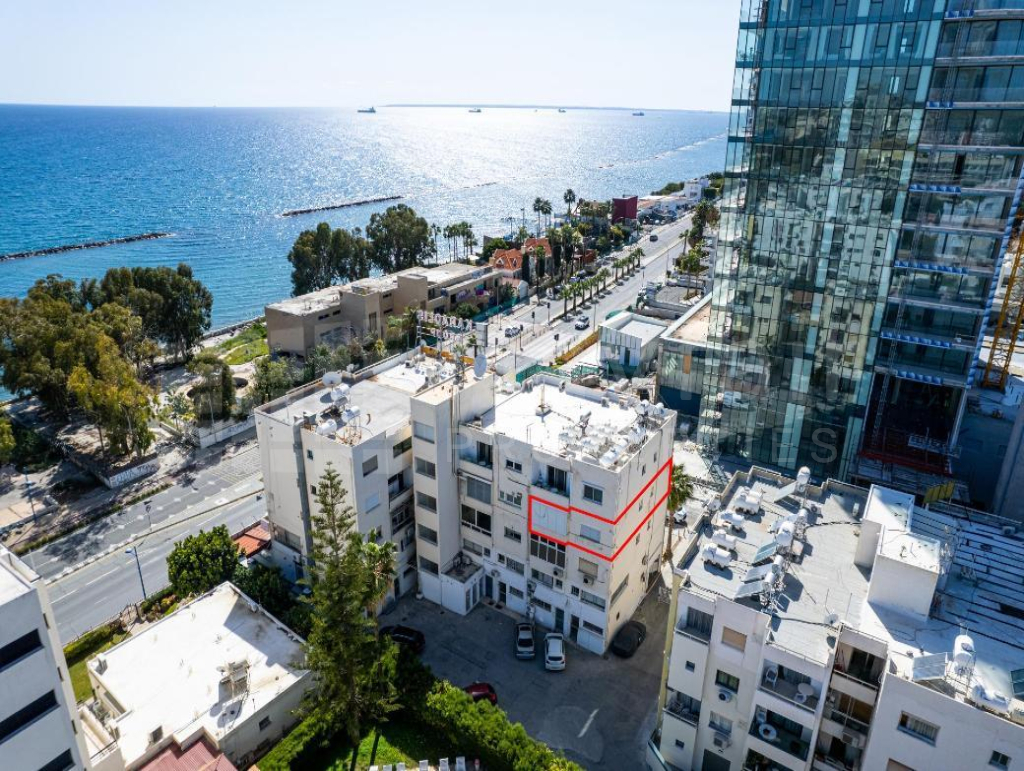 Four-bedroom apartment in Mouttagiaka, Limassol