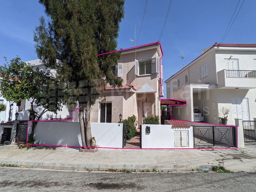 Two-storey semi-detached house, in Lakatamia, Nicosia