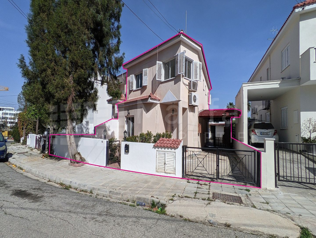 Two-storey semi-detached house, in Lakatamia, Nicosia