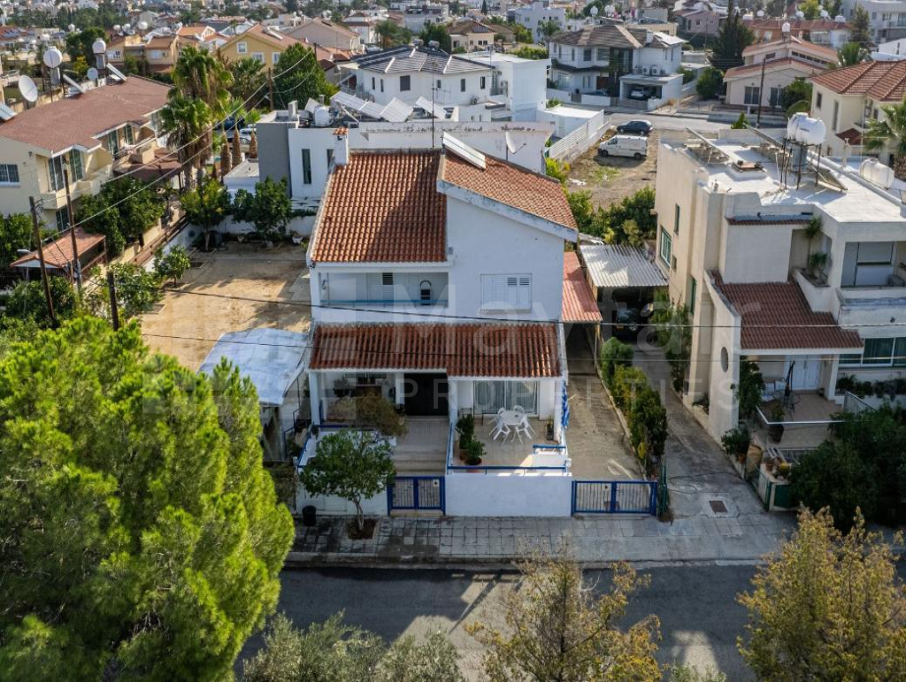 Two-storey house in Archangelos, Nicosia