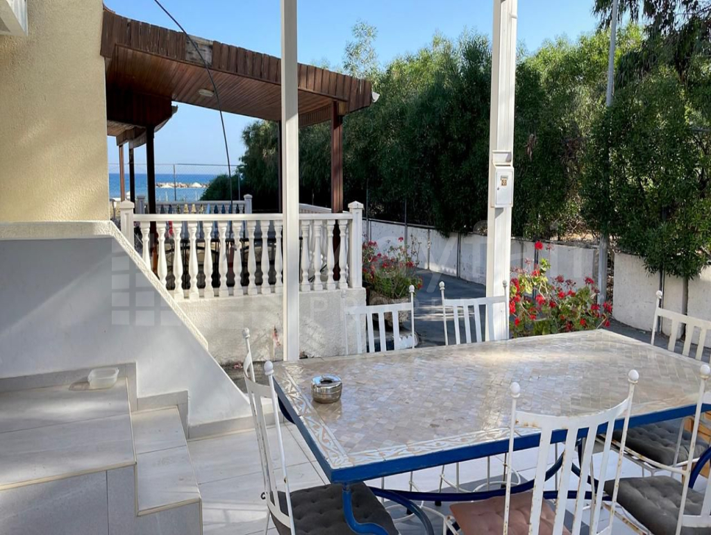 2 Bedroom Maisonette