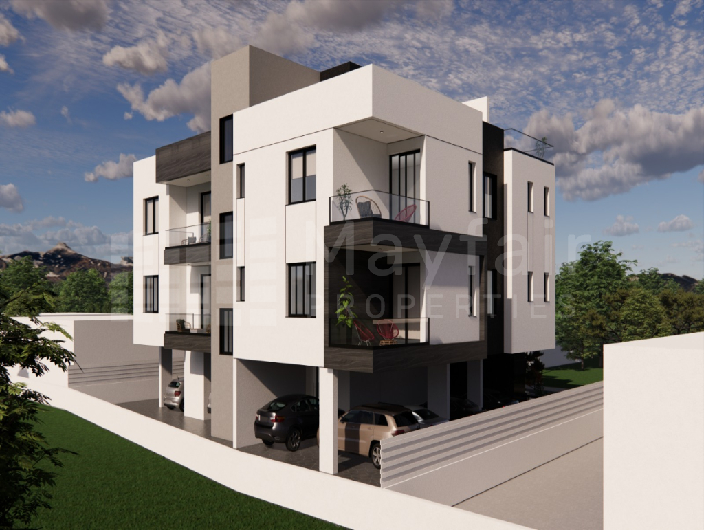 2 Bedroom Top-Floor Flat with Roof Garden in Livadia