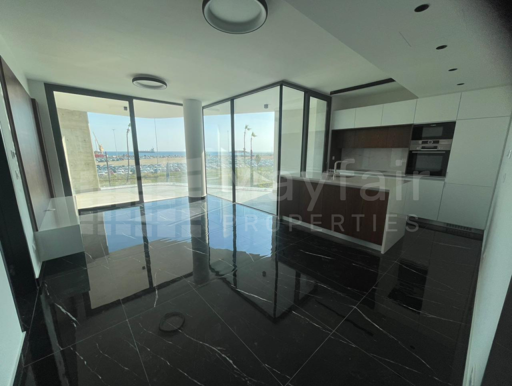 2 Bedroom Whole floor Apartment 