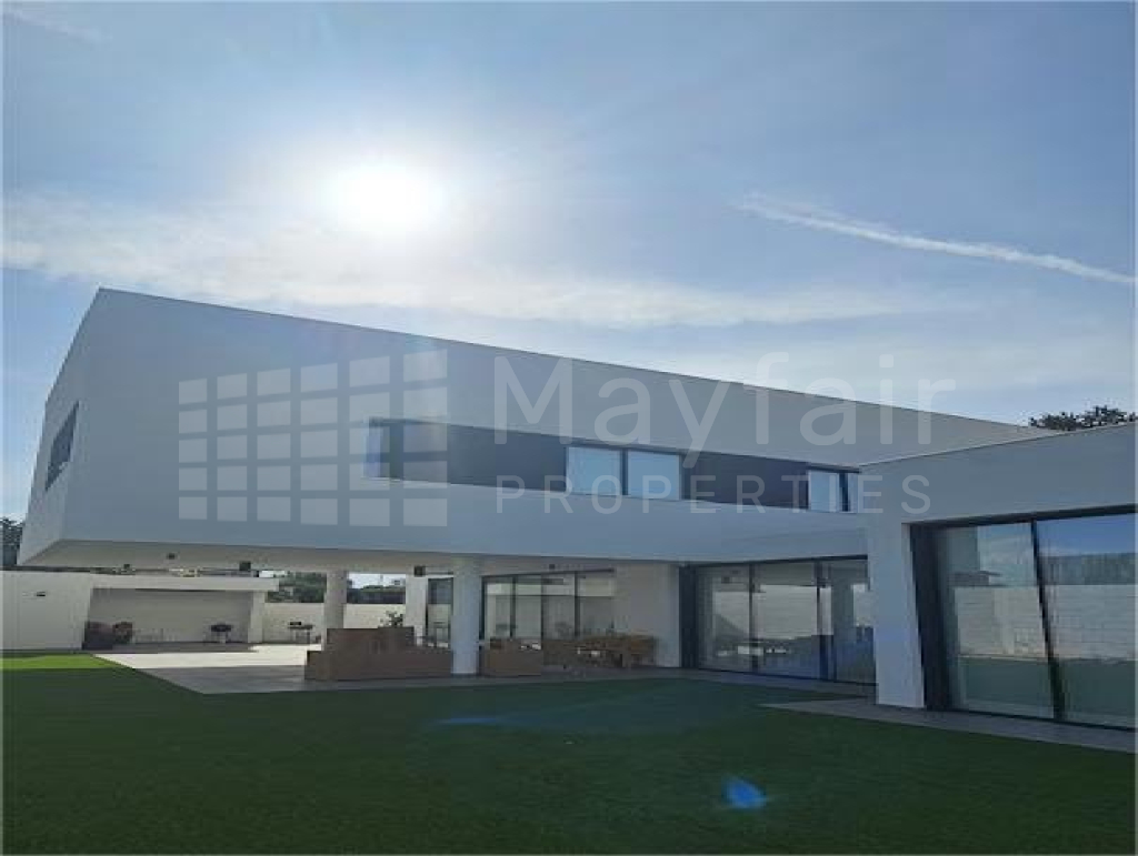 Detached Villa 