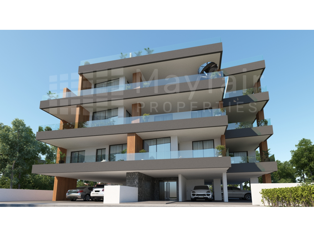 Two Bedroom Top-Floor Apartment with Roof-Garden near A. Papadopoulos Stadium