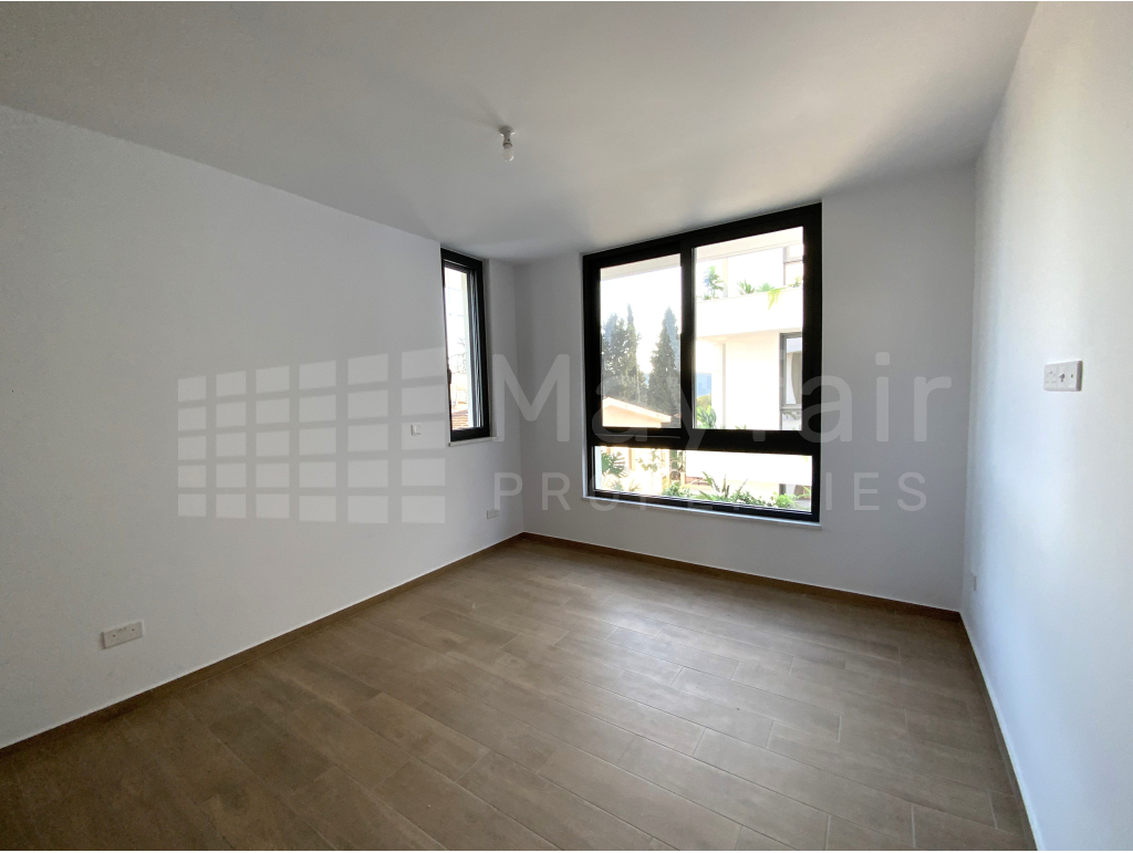 Key Ready 2 Bedroom Apartment near New Hospital