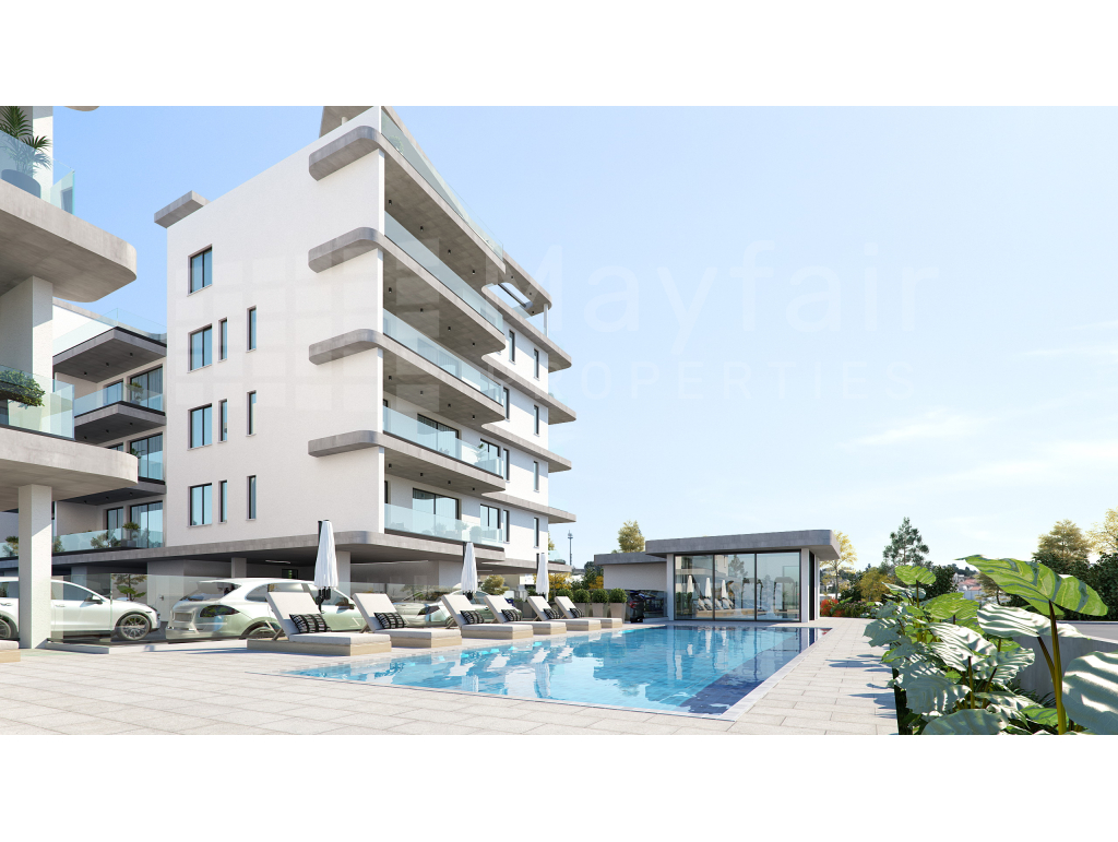 3 Bedroom Top Floor Apartment with Roof Garden for Sale