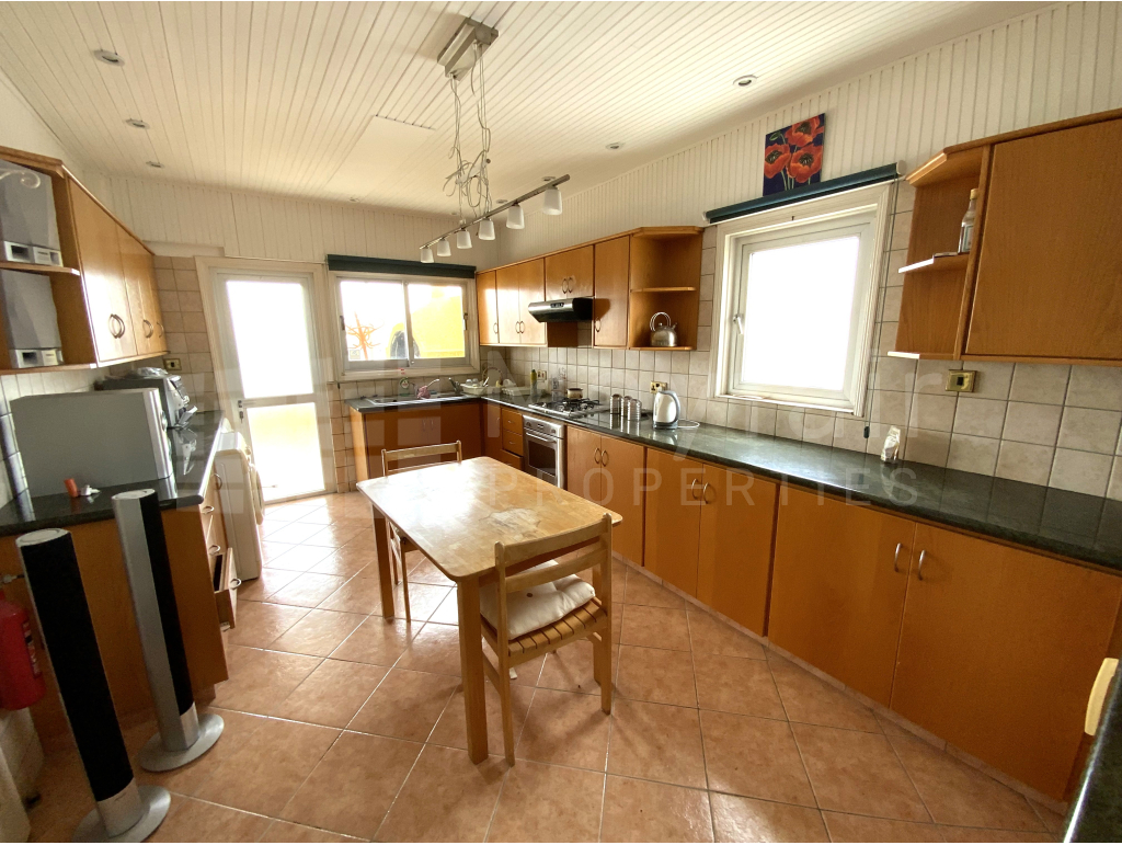 4 Bedroom Penthouse For Sale