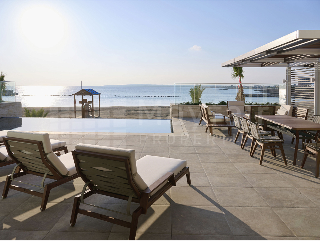 Luxury 5-Bedroom Beach Villa for Sale in Ayia Napa Marina 