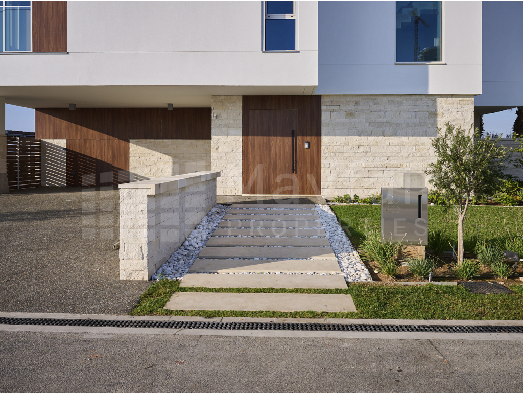 Luxury 4-Bedroom Island Villa for Sale in Ayia Napa Marina 