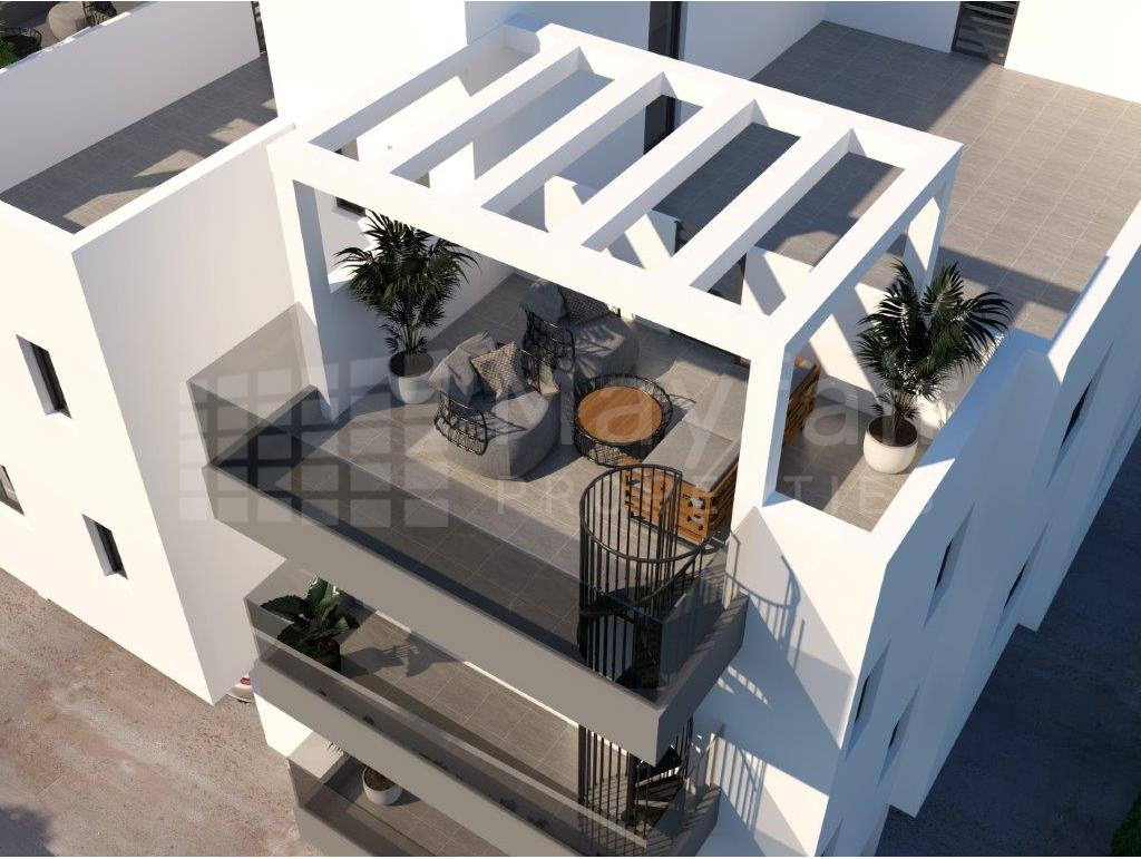 2 Bedroom Penthouse with Roof Garden For Sale in Kiti