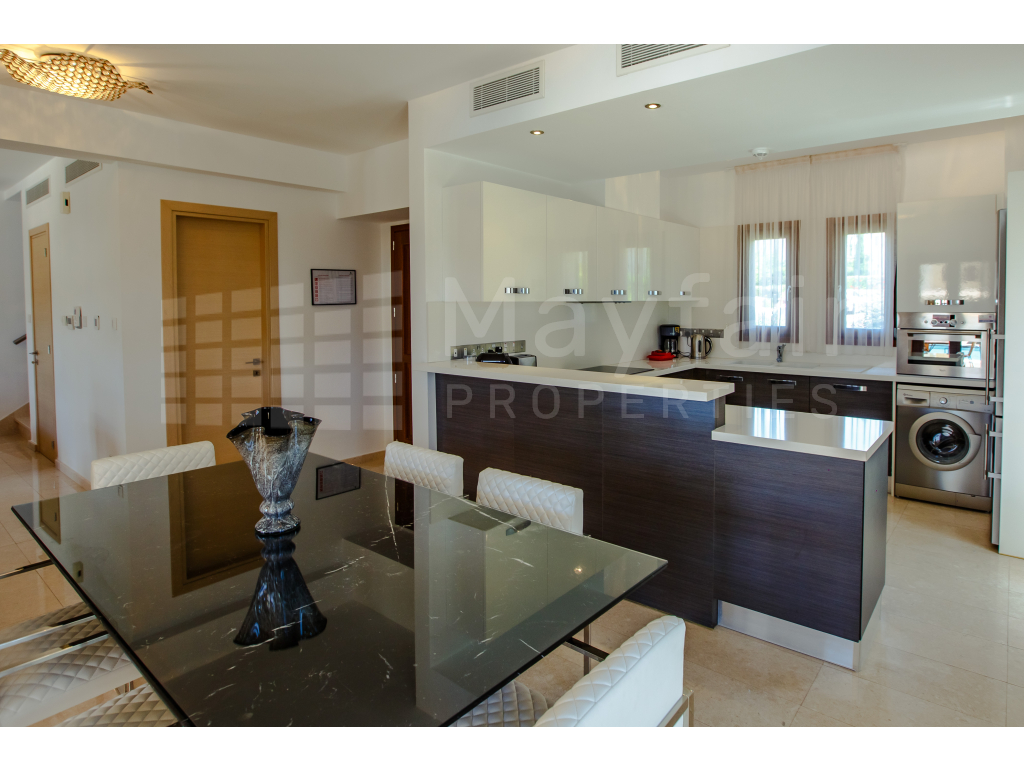 Luxury 3-Bedroom Sea View Villa in Alexander Heights, Aphrodite Hills