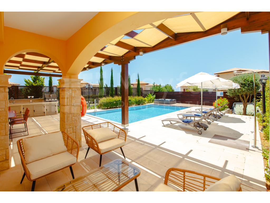 Luxury 3-Bedroom Sea View Villa in Alexander Heights, Aphrodite Hills