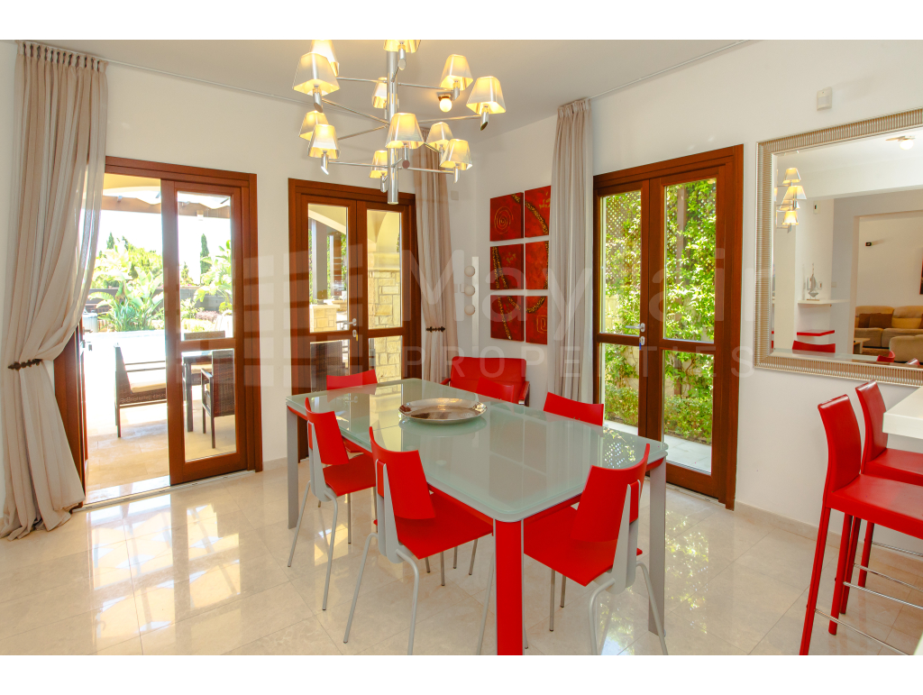 Luxury 3-Bedroom Sea View Villa in Alexander Heights, Aphrodite Hills