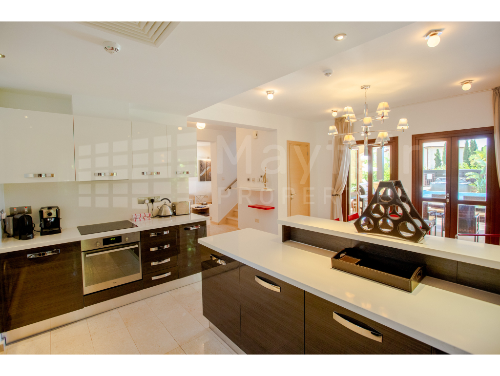 Luxury 3-Bedroom Sea View Villa in Alexander Heights, Aphrodite Hills