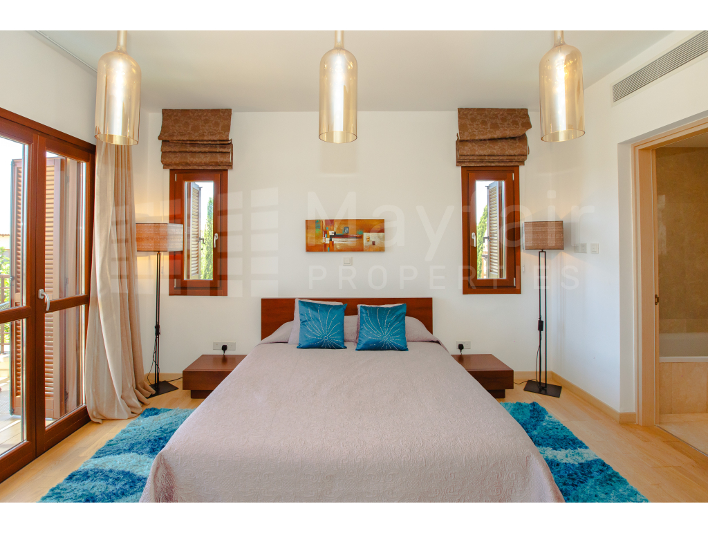 Luxury 3-Bedroom Sea View Villa in Alexander Heights, Aphrodite Hills