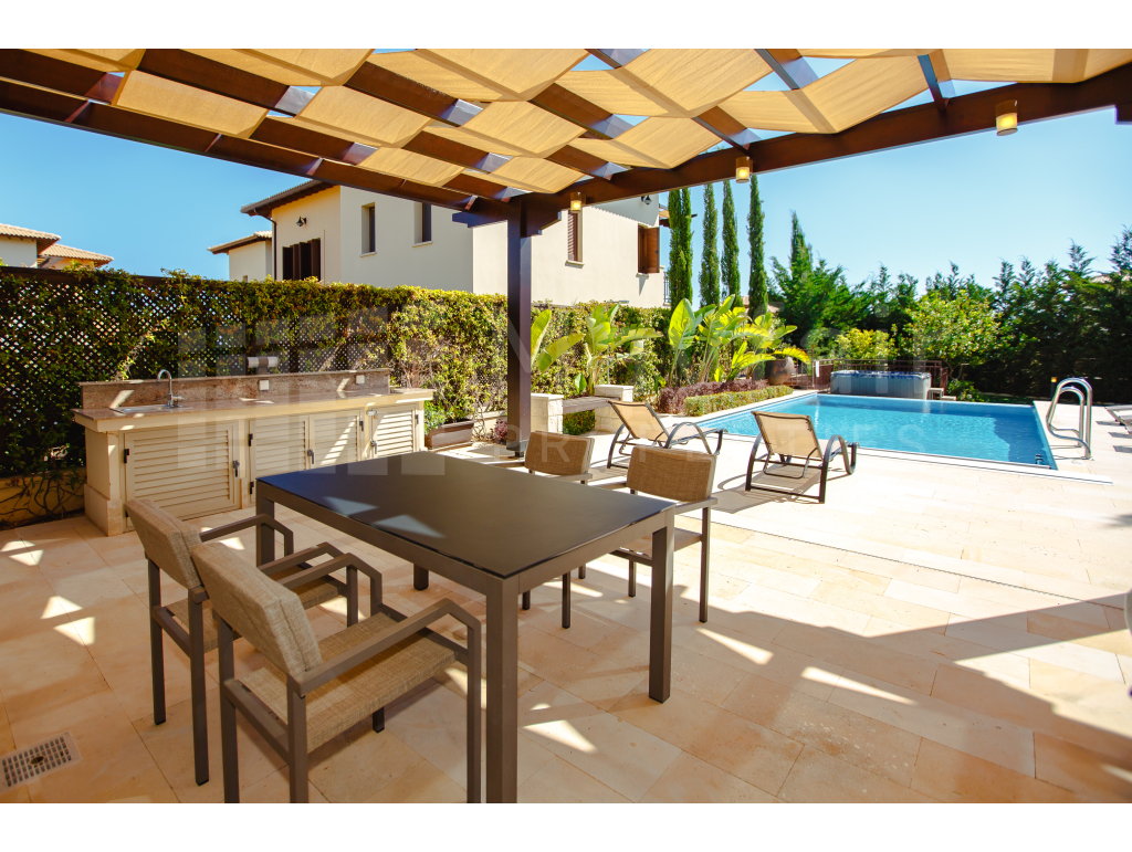 Luxury 3-Bedroom Sea View Villa in Alexander Heights, Aphrodite Hills