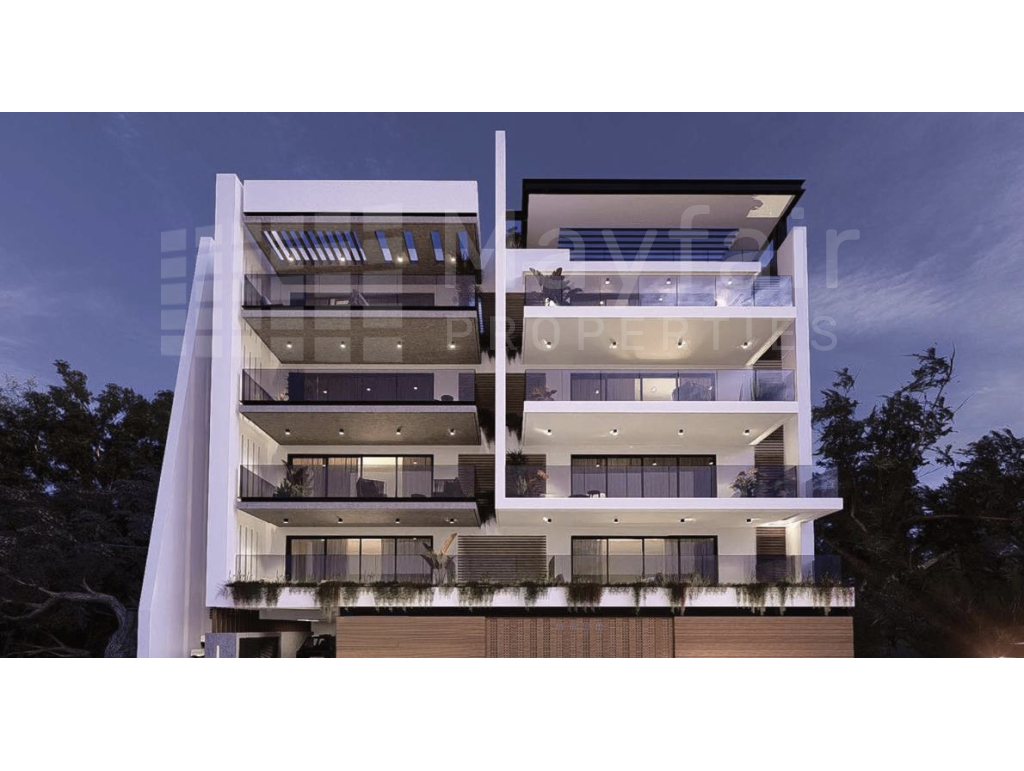 2 Bedroom 3 Bathroom Apartment in Town Centre For Sale