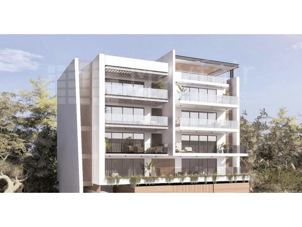 2 Bedroom 3 Bathroom Apartment in Town Centre For Sale