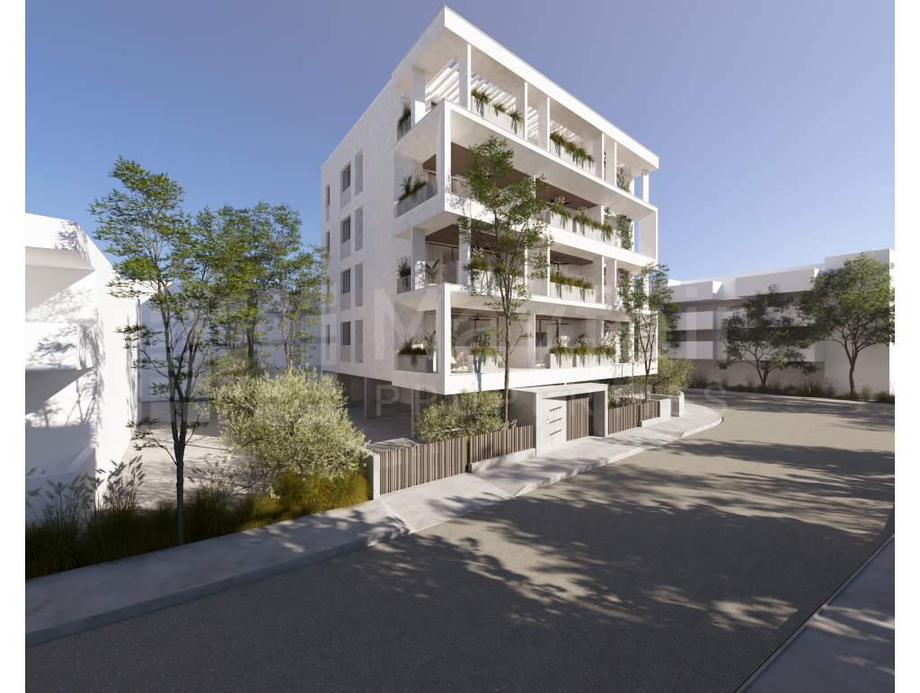 2-Bedroom Top Floor Apartment in Town Centre For Sale