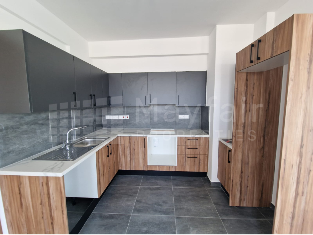 Ready to move in 2 Bedroom Penthouse with Roof Garden near Sklavenitis