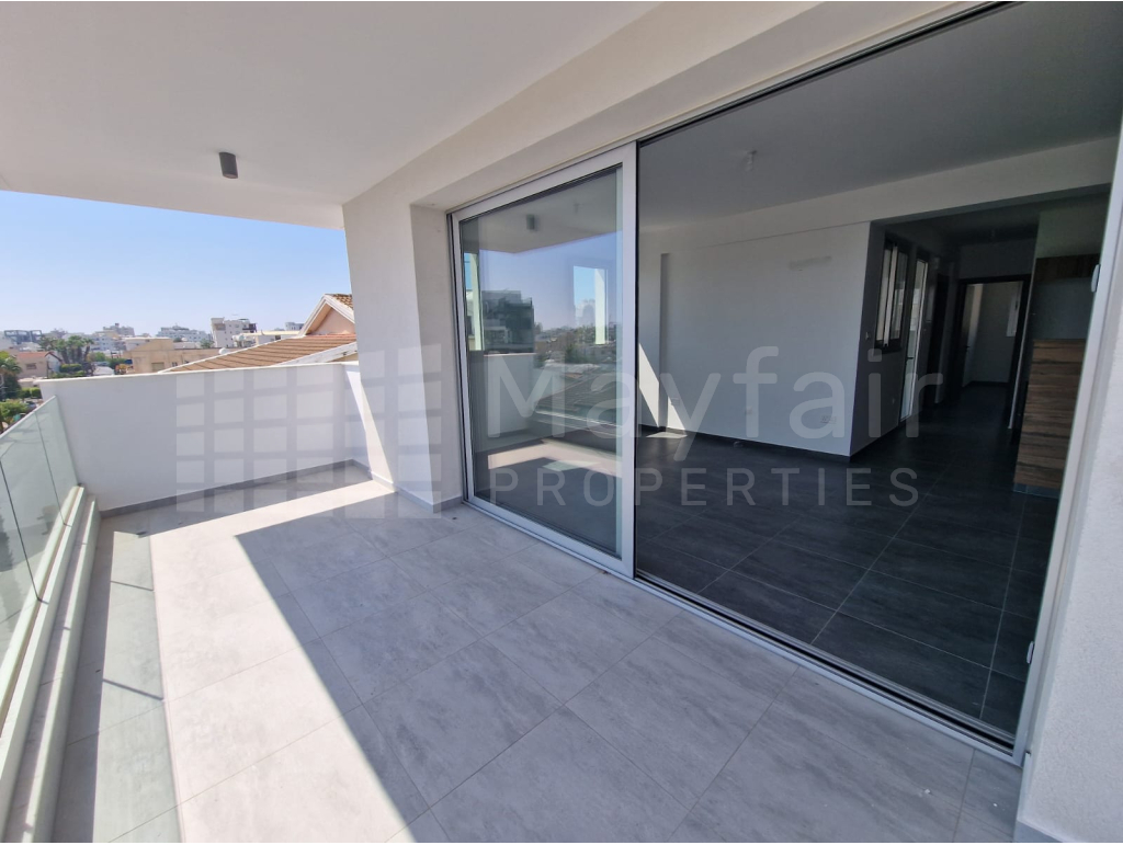Ready to move in 2 Bedroom Penthouse with Roof Garden near Sklavenitis