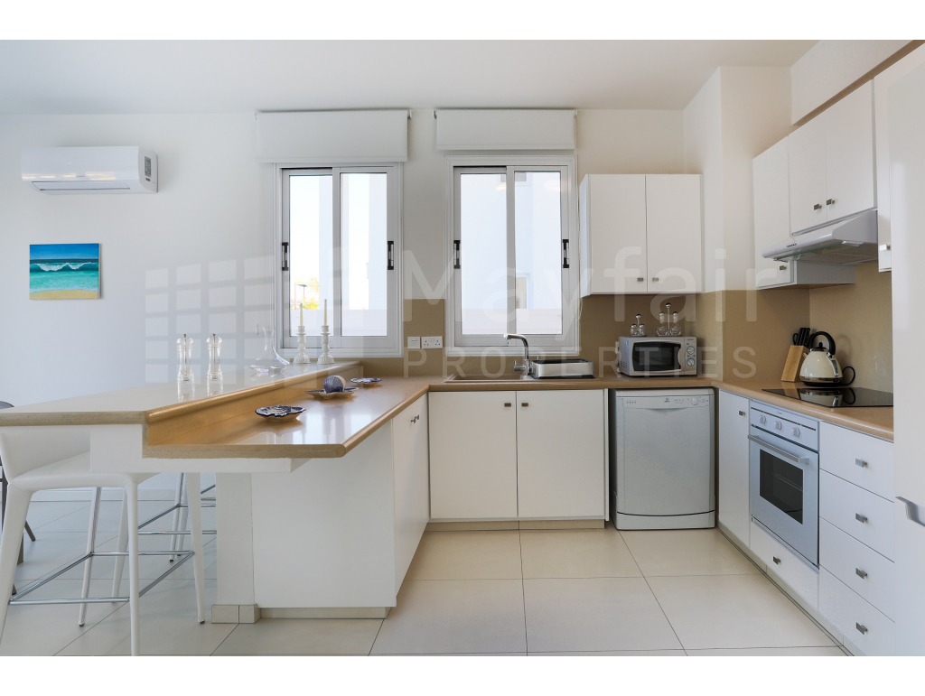 3-bedroom Villa in Pernera with Pool for Sale