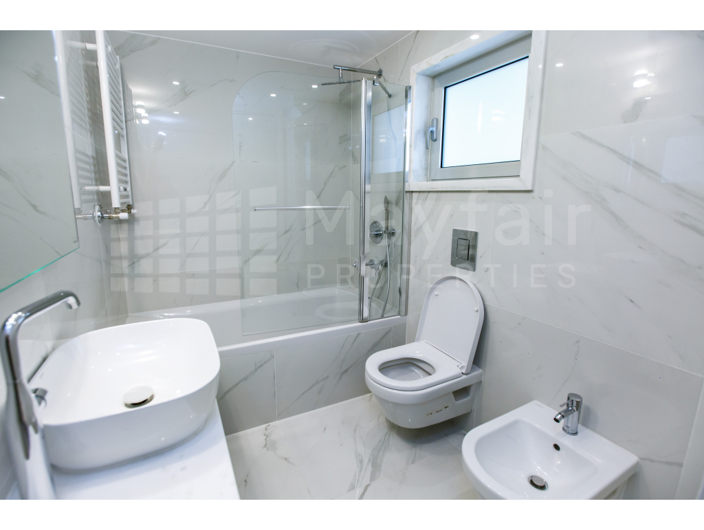 Seafront 3-Bedroom Apartment in Dasoudi Park, Limassol 