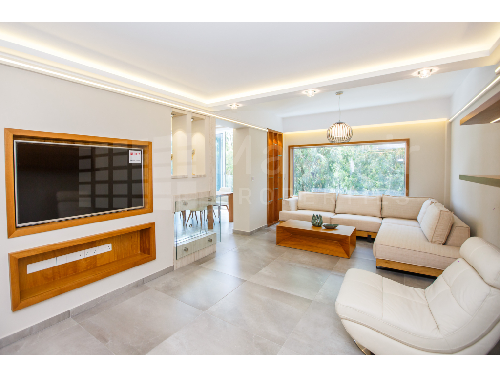 Seafront 3-Bedroom Apartment in Dasoudi Park, Limassol 