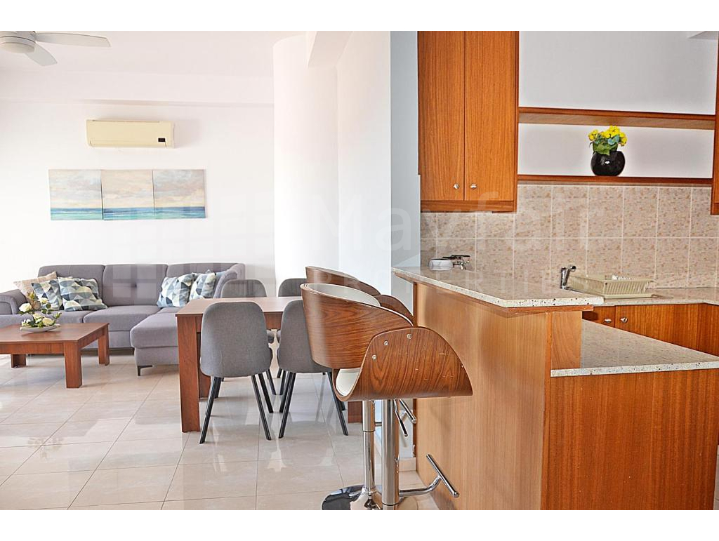 1 Bedroom Sea View Apartment in Town Centre Larnaca