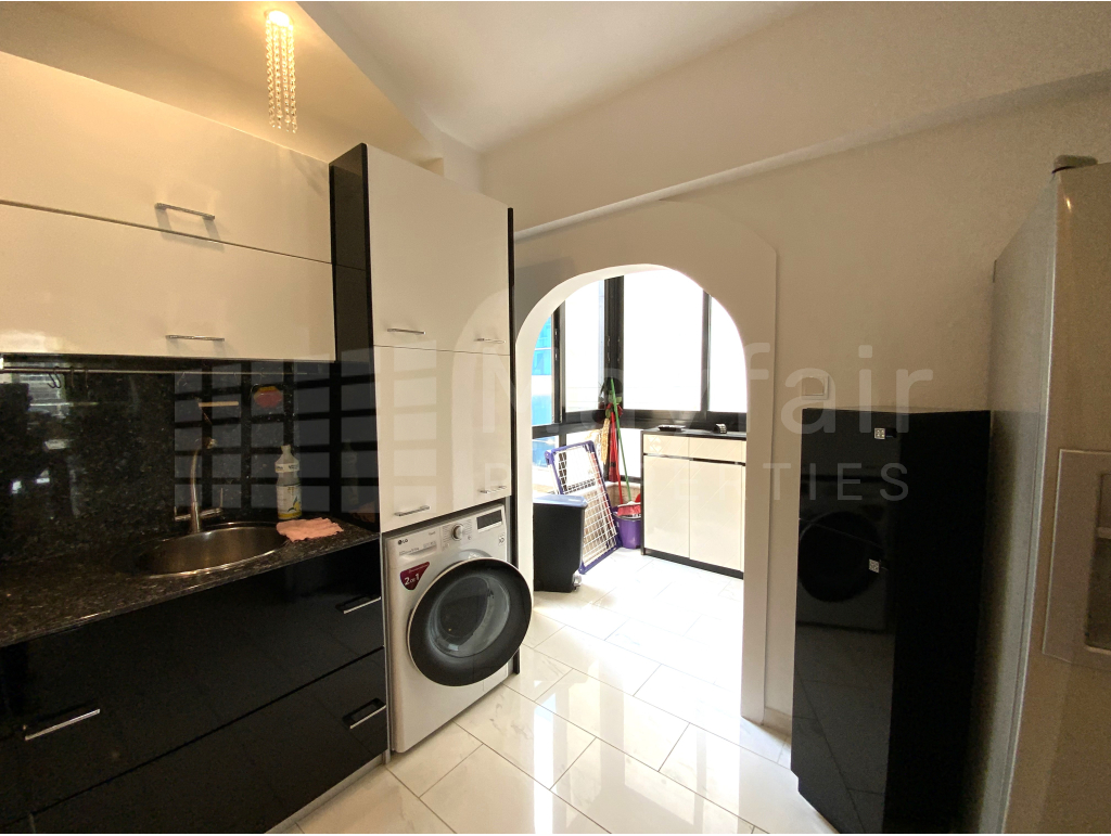 3 Bedroom Apartment in Town Center