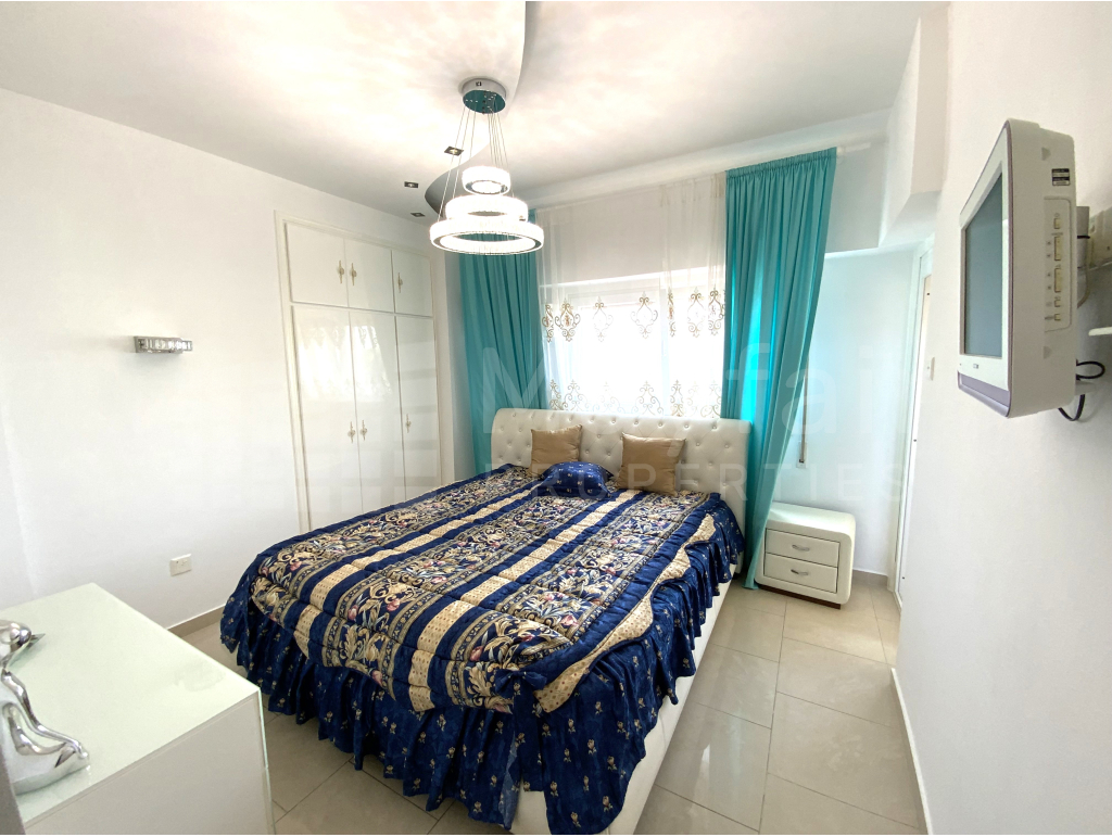 3 Bedroom Apartment in Town Center