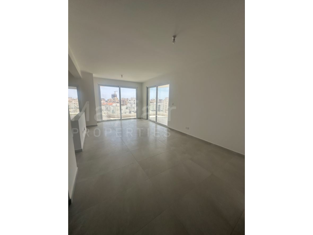 Key Ready Top-Floor 3-Bedroom Apartment with Communal Pool for Sale