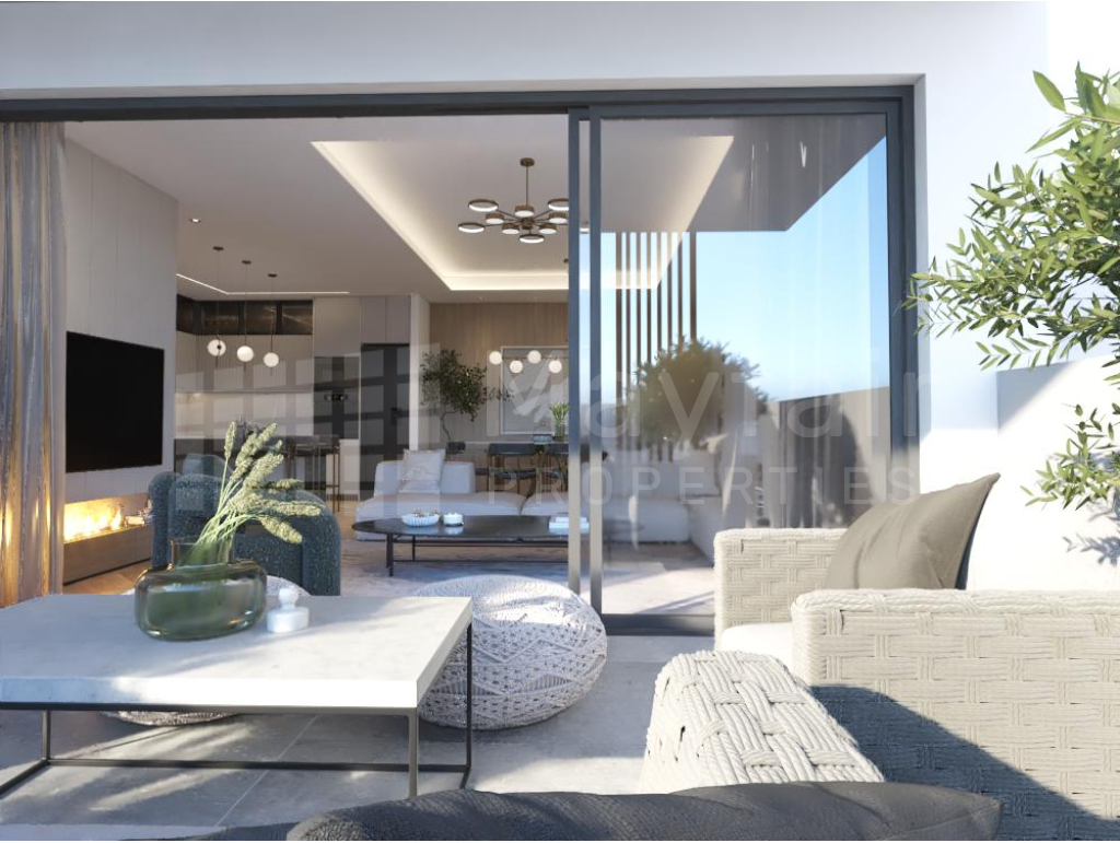 2-bedroom Top Floor Apartment in Aradippou For Sale
