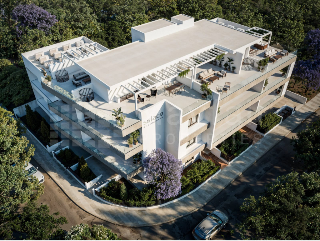 2 bedroom Penthouse with Roof Garden in Livadia For Sale