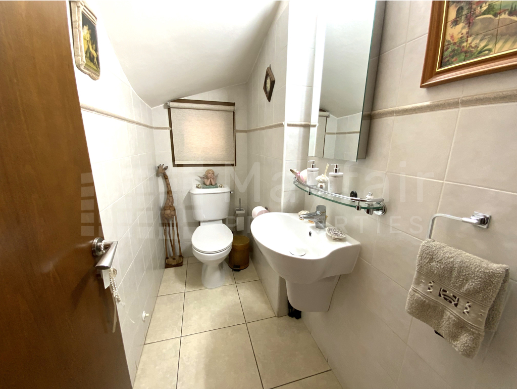 4 Bedroom Detached House
