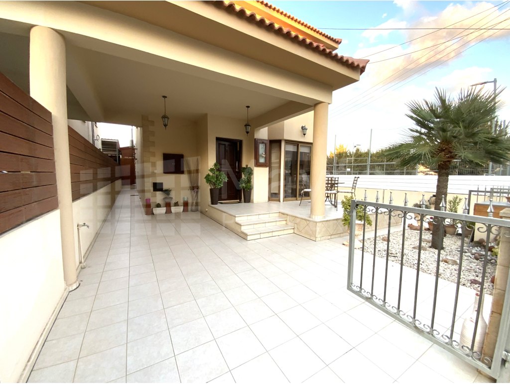 4 Bedroom Detached House