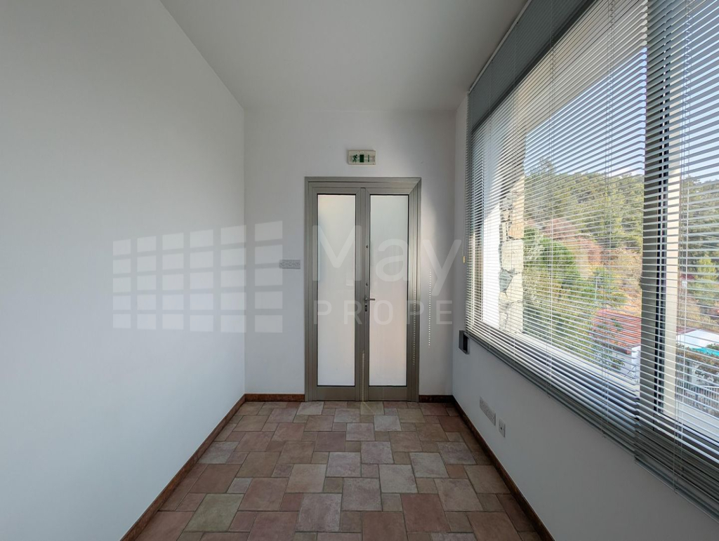 Spacious Two-Storey Home with Basement  Workshop in Zoopigi, Limassol