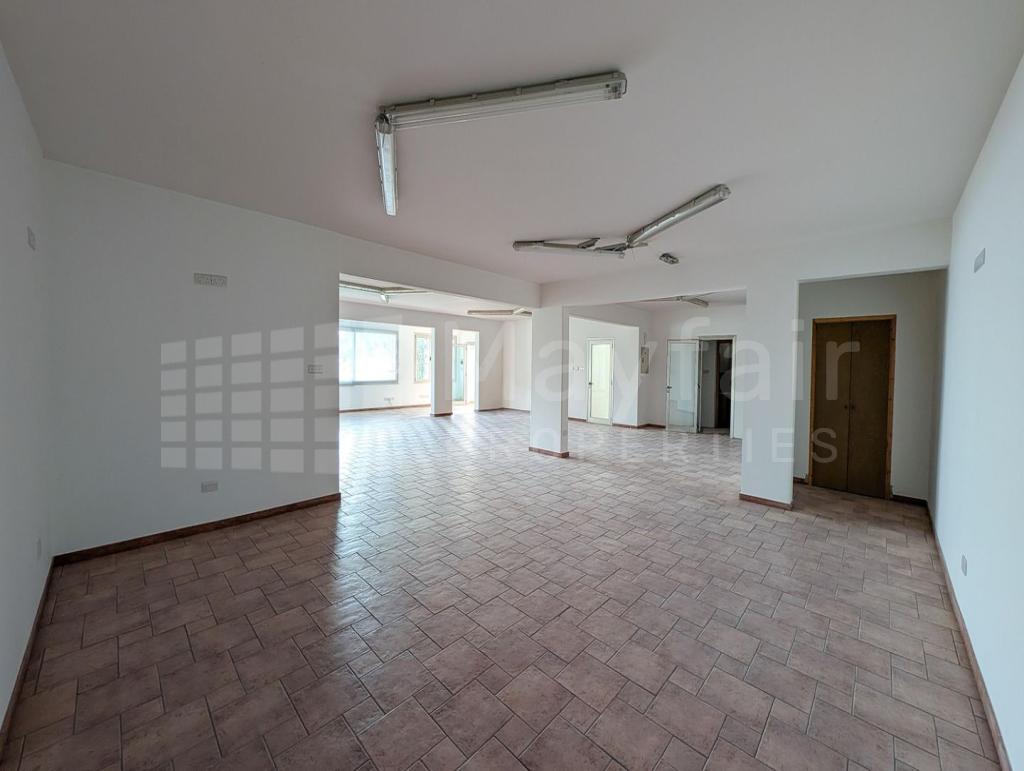 Spacious Two-Storey Home with Basement  Workshop in Zoopigi, Limassol