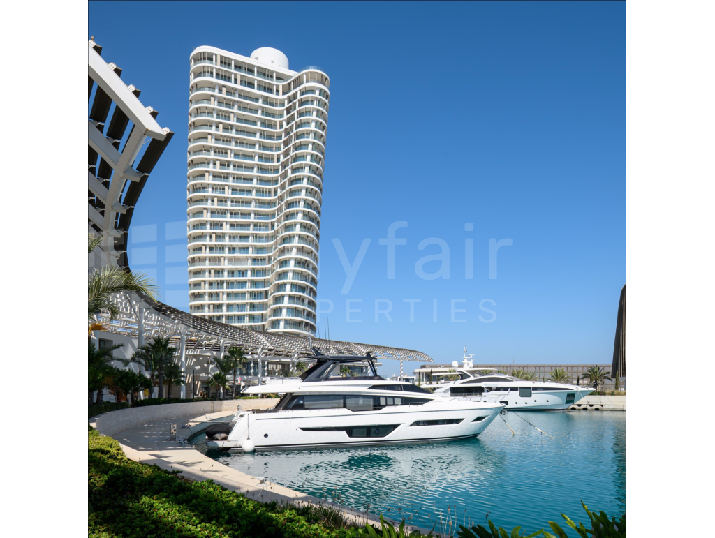Luxury 5 Bedrooms Penthouse on 25th Floor for Sale 