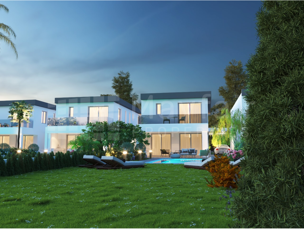 4-bedroom House with Pool in Livadia for Sale